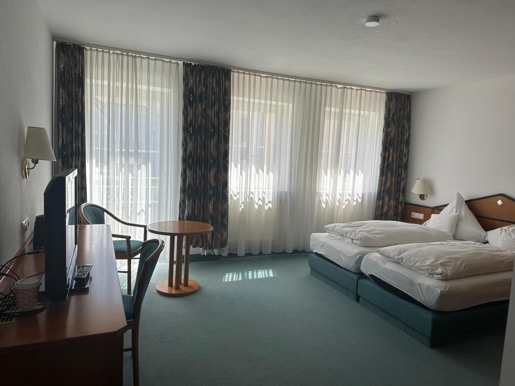 St Hotel Reichertshofen Exterior photo