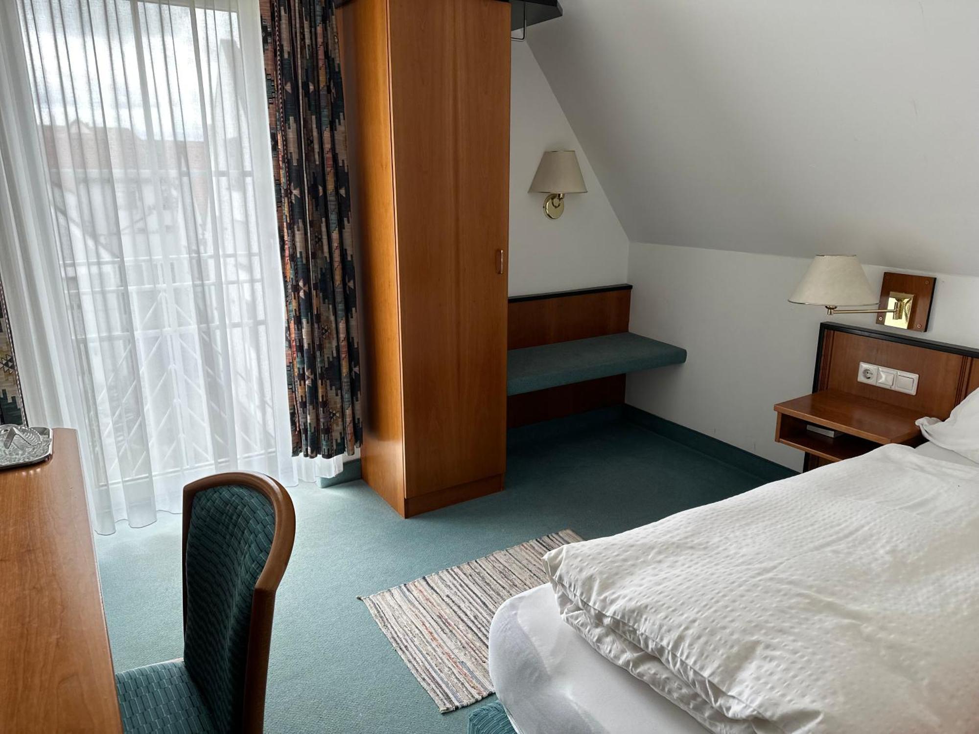 St Hotel Reichertshofen Exterior photo
